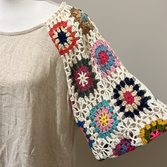 EUC Women’s UMGEE $70 Linen Blend Crochet Sleeve Top Plus Size 1XL Boho Beach - Picture 8 of 16